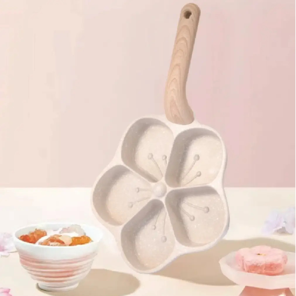 Peach Flower 5-Hole Non-Stick Egg Frying Pan thumbnail 4