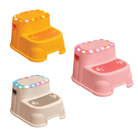 পরিবারের প্রয়োজনীয় স্টেপ স্টুল